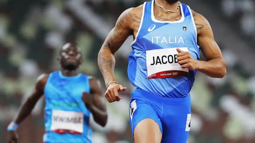 Marcell Jacobs domina la batteria di qualificazione ai Giochi di Tokyo - Foto Epa/Valdrin Xhemaj © www.giornaledibrescia.it