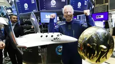Richard Branson e l'equipaggio di Virgin Galactic