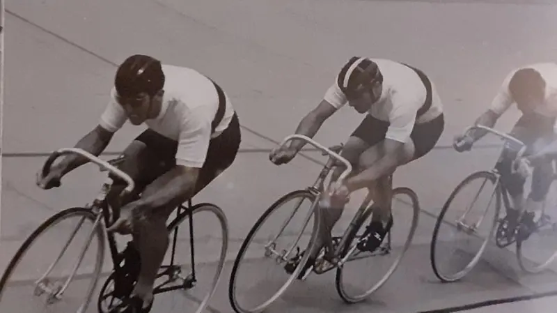 Manza impegnato anche in pista - © www.giornaledibrescia.it