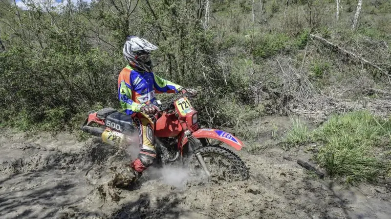Angelo Razzitti, il meccanico scomparso, era campione italiano di enduro