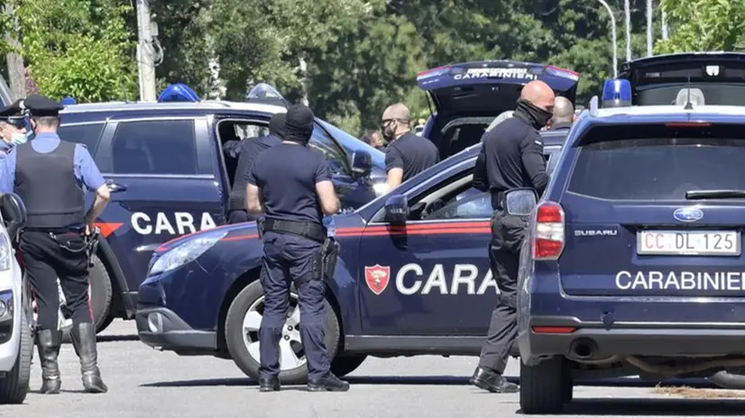 Strage di Ardea: uccide due fratellini, un anziano e poi si suicida