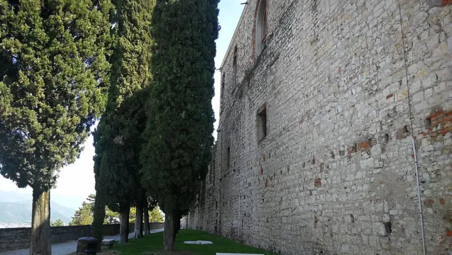 Il Mastio Visconteo del Castello sorge sopra un tempio romano