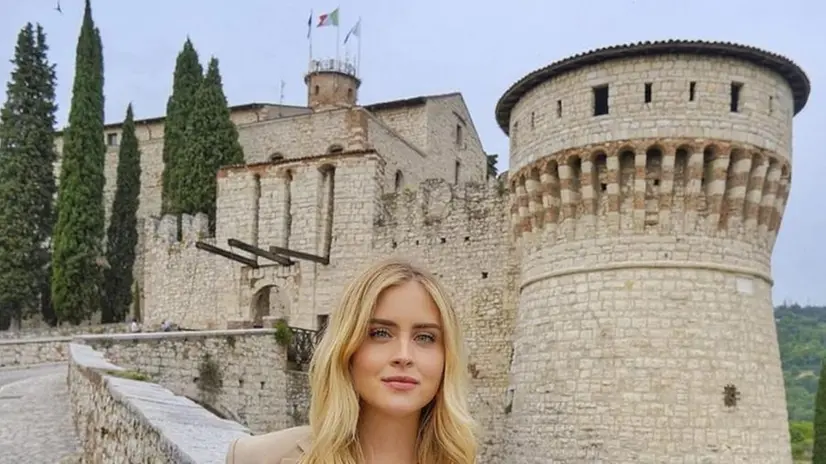 Hunziker con figlia e Ferragni nel Bresciano