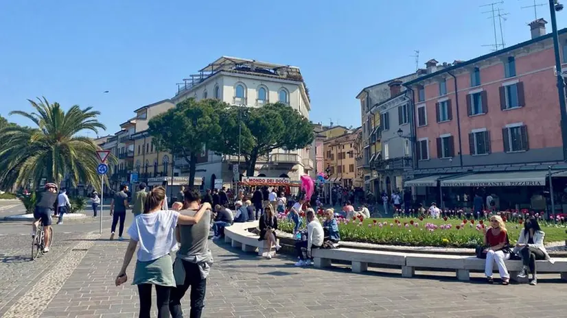 Qui Desenzano. I turisti sono attesi come manna dal cielo