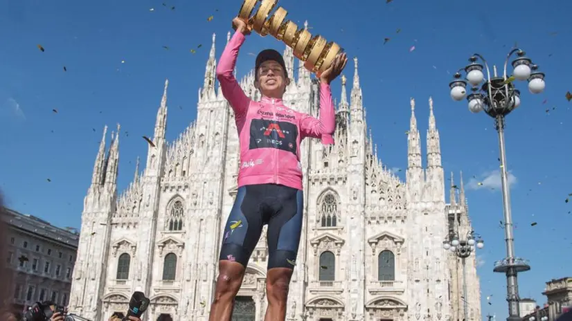 Egan Bernal conquista il suo primo Giro d'Italia - Foto Ansa  © www.giornaledibrescia.it