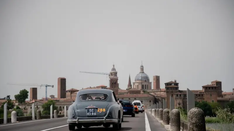 Mille Miglia 2021: il passaggio a Mantova