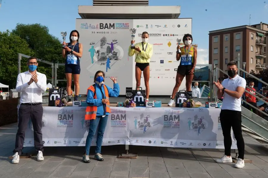 Bam2021: arrivo e premiazioni della half marathon