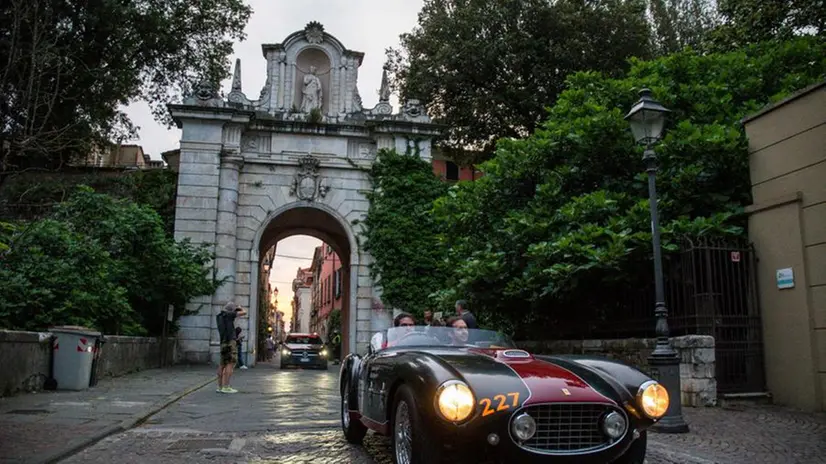 Mille Miglia 2021: il passaggio a Sarzana