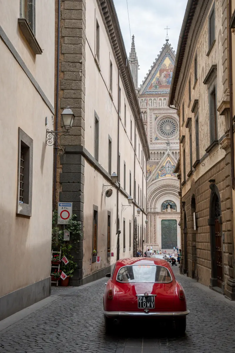 Mille Miglia 2021: il passaggio a Orvieto