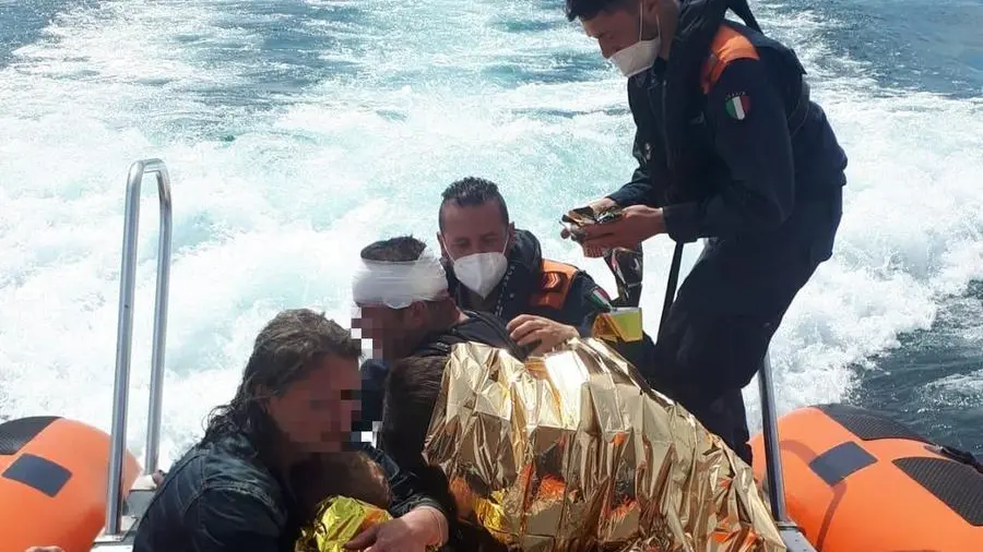 I quattro sono stati ricoverati in via precauzionale - © www.giornaledibrescia.it