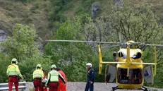 Motociclista soccorso dall'eliambulanza (archivio)