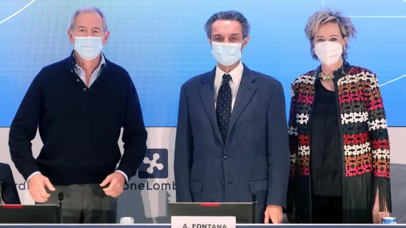 Bertolaso, Fontana e Moratti in conferenza stampa