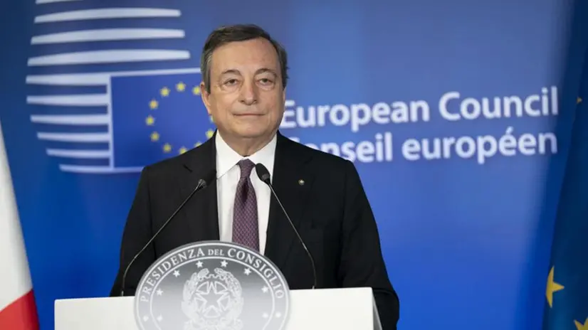 Mario Draghi al termine del consiglio europeo a Bruxelles - Foto Ansa © www.giornaledibrescia.it