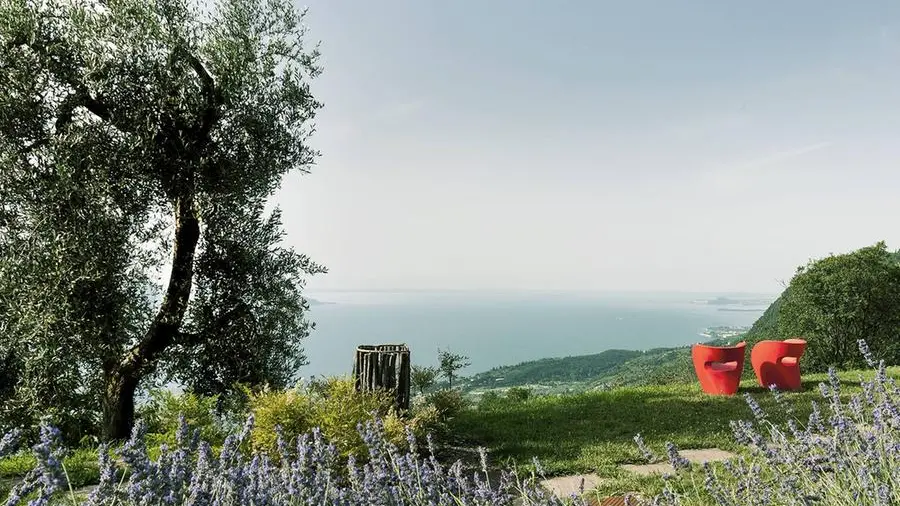 La vista dal Lefay Resort gardesano