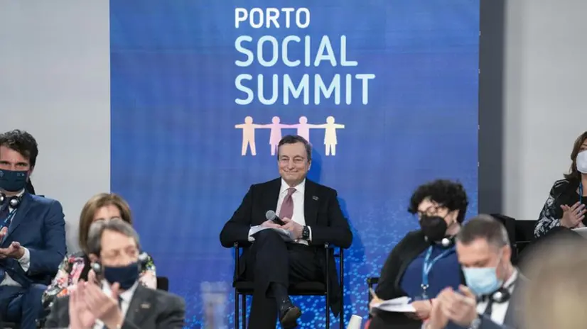 Mario Draghi, partecipa al Porto Social Summit, a Oporto - Foto © www.giornaledibrescia.it