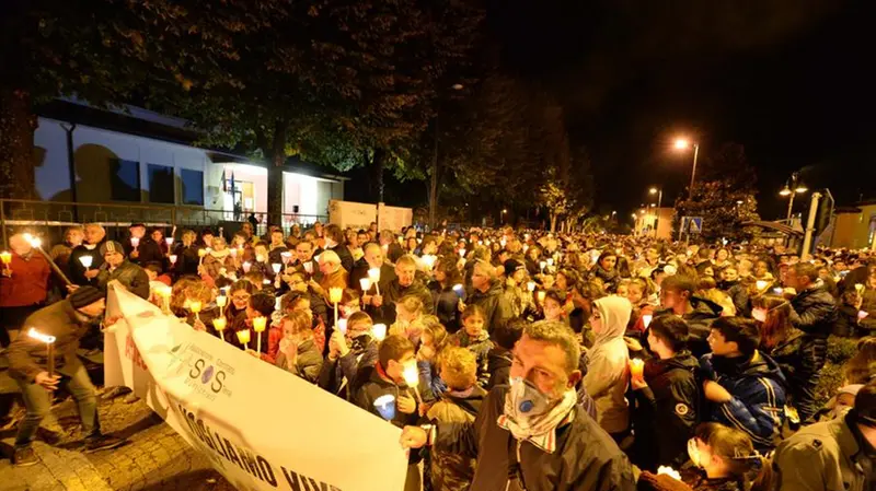 Basta veleni: una fiaccolata a Vighizzolo
