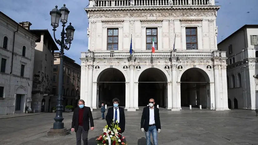 Le celebrazioni in Piazza Loggia per il Primo maggio del 2020