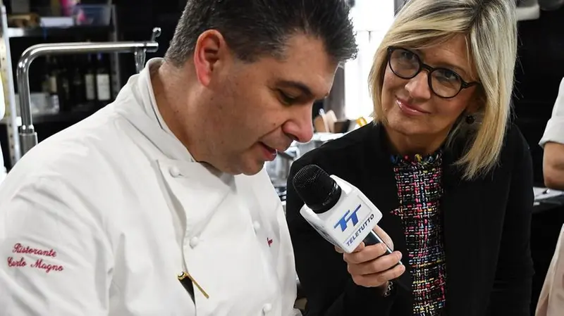 Lo chef Beppe Maffioli intervistato da Clara Camplani Foto © www.giornaledibrescia.it