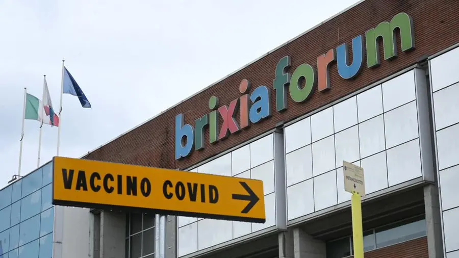 Hub vaccinale in Fiera a Brescia