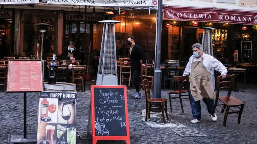 Bar e ristoranti in sofferenza - Foto © www.giornaledibrescia.it