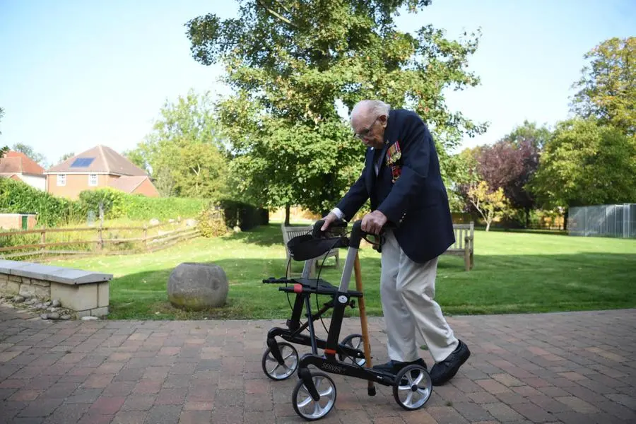 Morto per Covd Thomas Moore, il veterano della solidarietà