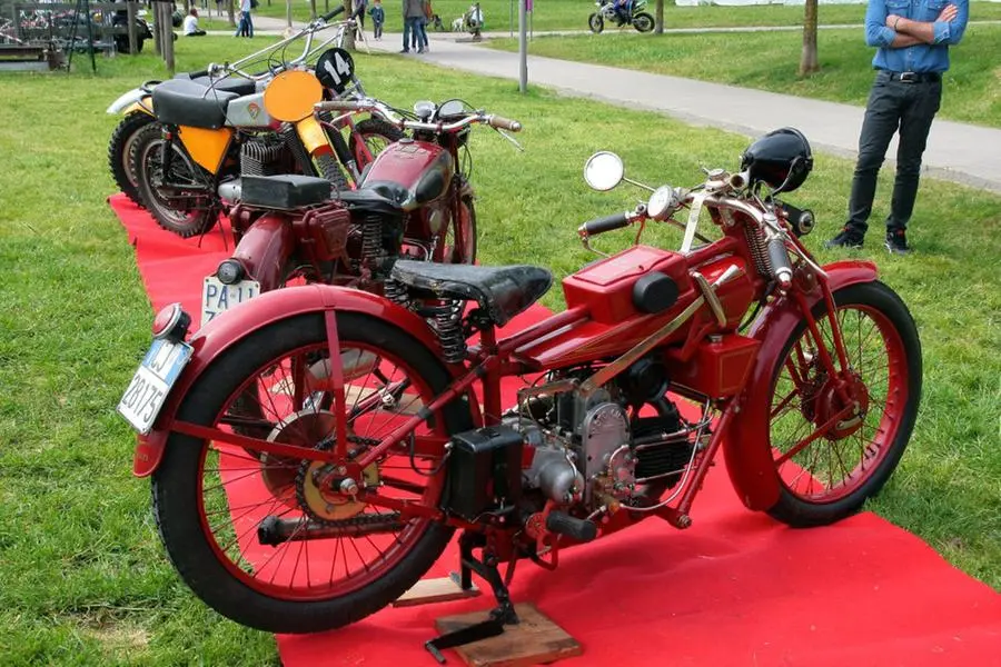 Moto Guzzi, un secolo di storia che parla bresciano