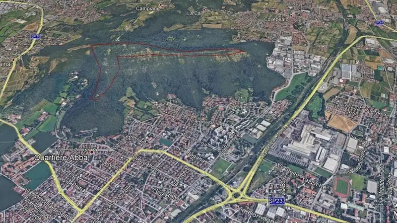 Nella parte cerchiata dove si trovano le vecchie strutture belliche abbandonate - © www.giornaledibrescia.it