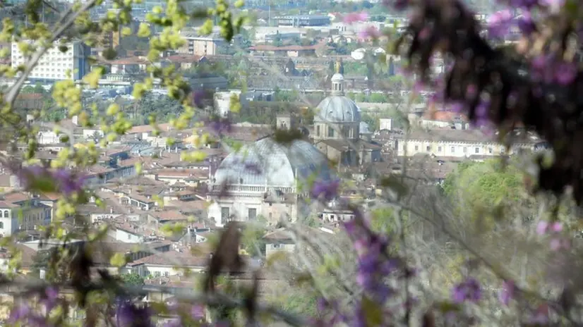 Brescia città vista dal Castello - Foto Marco Ortogni/Neg © www.giornaledibrescia.it