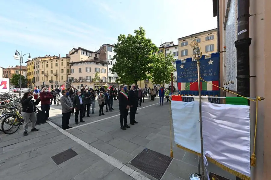 La celebrazione per il 25 Aprile in piazza Loggia