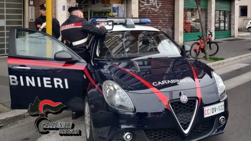 I carabinieri del Radiomobile di Brescia - Foto © www.giornaledibrescia.it