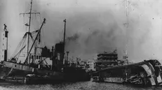 Una nave affondata durante la guerra per il canale di Suez - © www.giornaledibrescia.it
