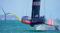 Luna Rossa Prada Pirelli team «in volo» sulle acque neozelandesi di Auckland