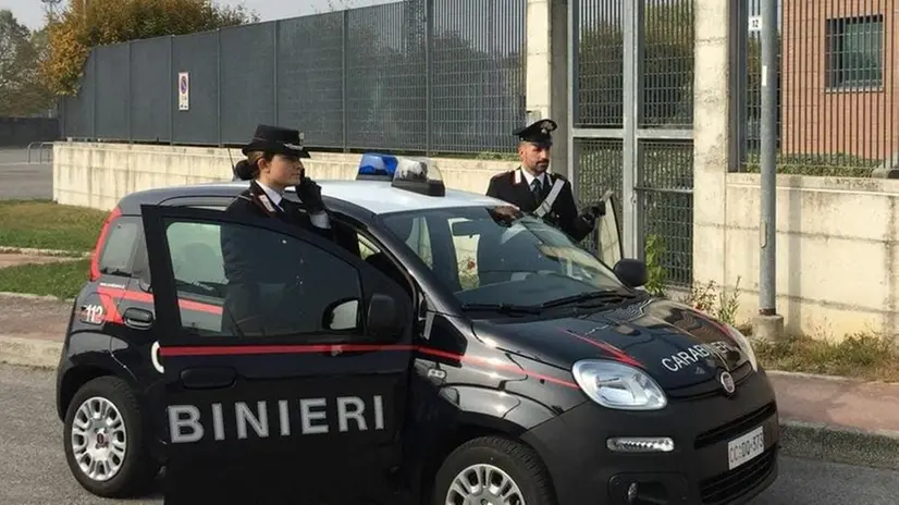 Una pattuglia di carabinieri