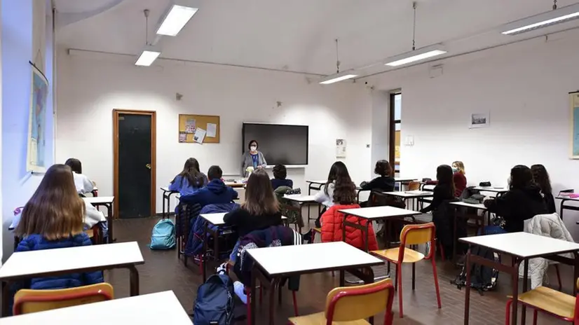 Con la zona arancione riprendono le lezioni in presenza - Foto Ansa © www.giornaledibrescia.it