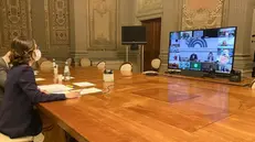 L'incontro in videoconferenza tra governo e Regioni con la ministra delle Autonomie Mariastella Gelmini - Foto Ansa  © www.giornaledibrescia.it