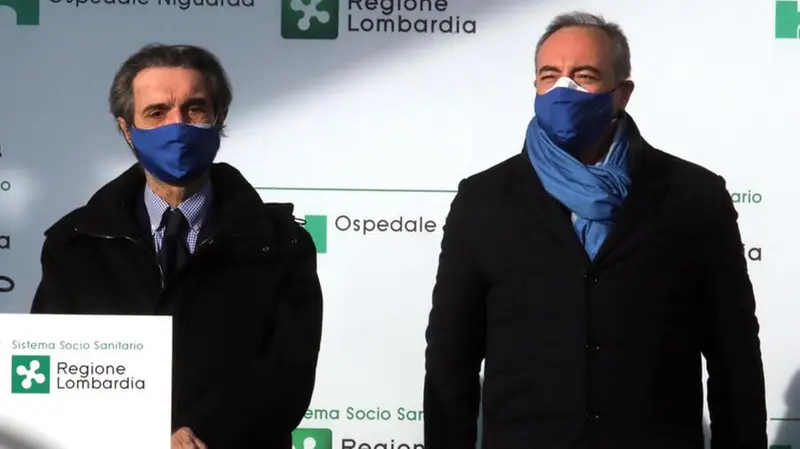 Attilio Fontana e l'ex assessore Giulio Gallera - Foto Ansa/Matteo Bazzi © www.giornaledibrescia.it