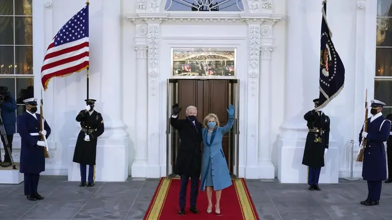Joe Biden, il giuramento e l'ingresso alla Casa Bianca