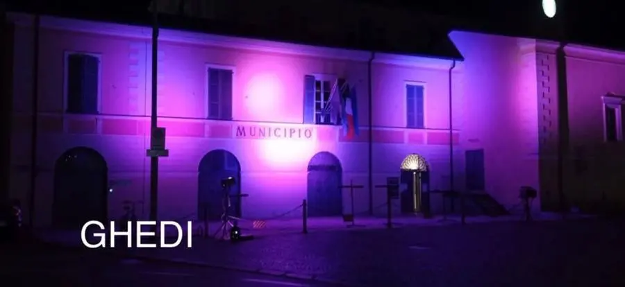 Disturbi alimentari, i monumenti si tingono di lilla