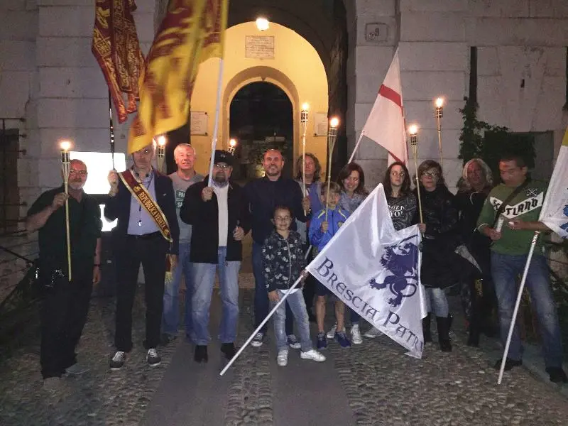 Commemorazione dell'occupazione di piazza San Marco da parte dei Brescianissimi nel 2016 - Foto © www.giornaledibrescia.it