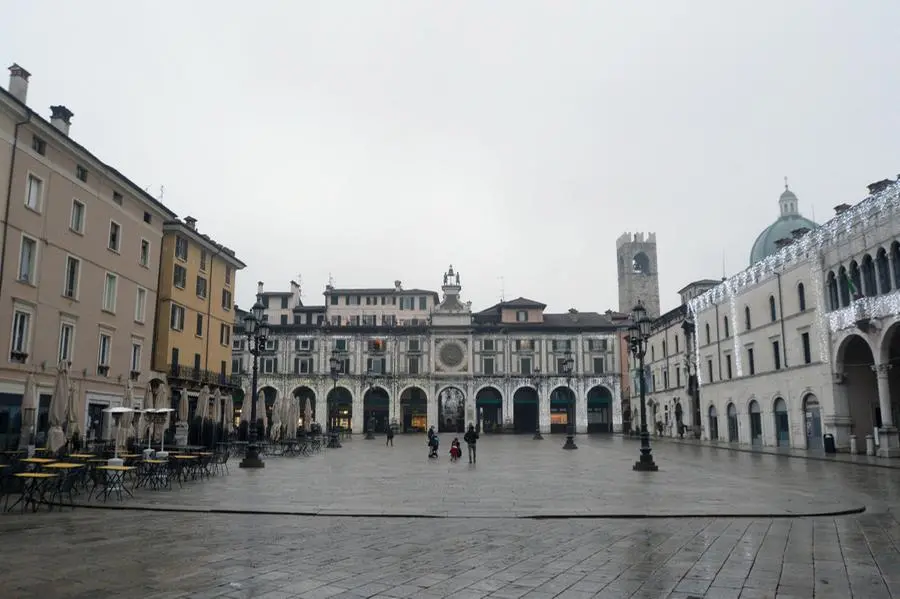 Brescia il primo giorno di zona rossa, 24 dicembre 2020