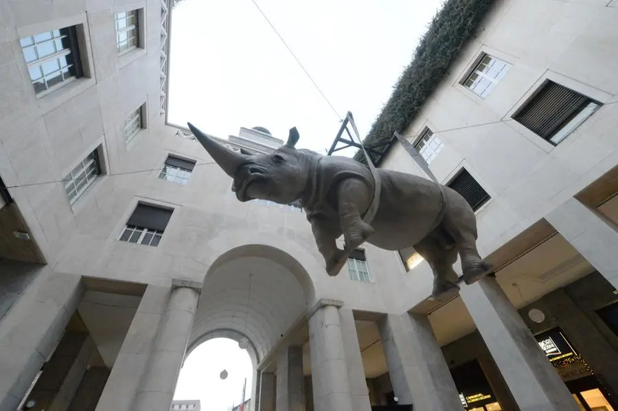 La scultura di Stefano Bombardieri nel Quadriportico