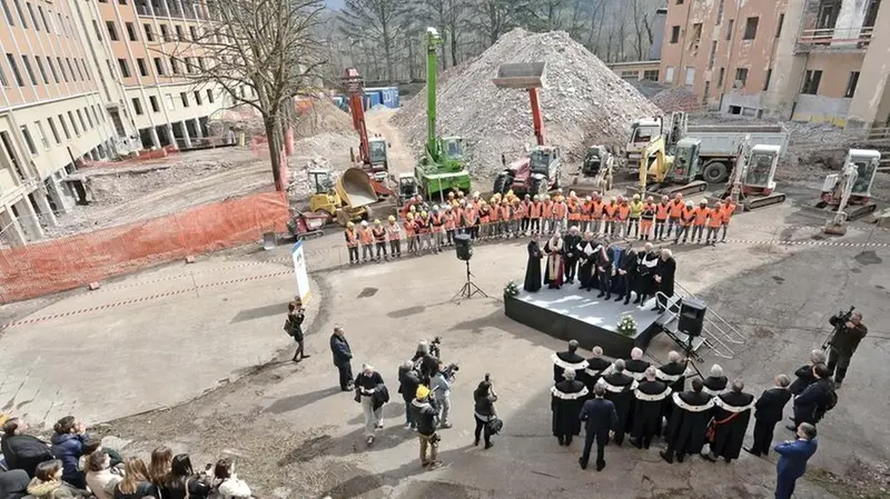 L’inaugurazione ufficiale dei lavori, il 28 gennaio 2018 - © www.giornaledibrescia.it