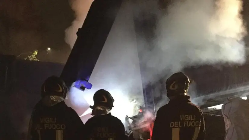 Incendi nella notte a Rovato