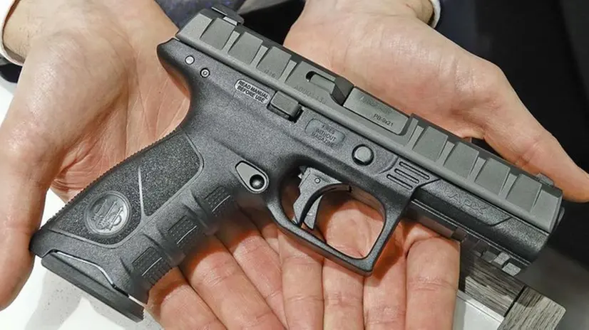 Una Apx, l’arma che si è aggiudicata la gara in Brasile - Foto © www.giornaledibrescia.it