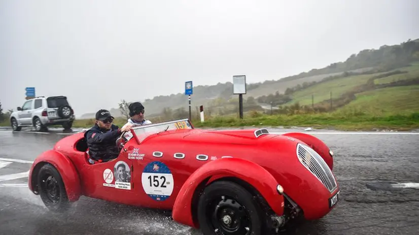 Mille Miglia, il passaggio di Radicofani