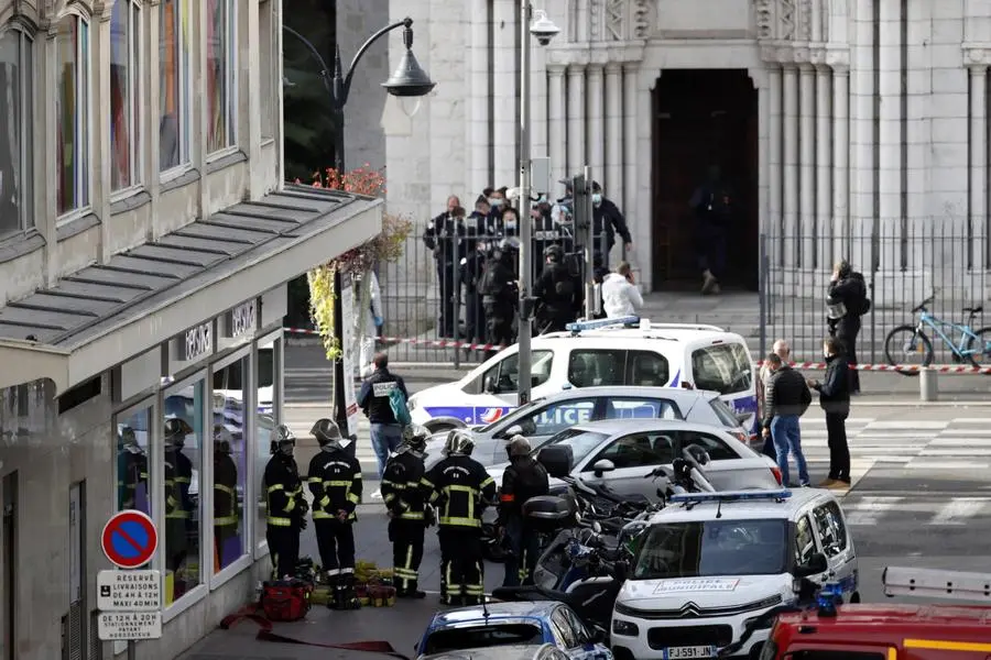 Nizza, attentato alla Cattedrale: almeno tre morti
