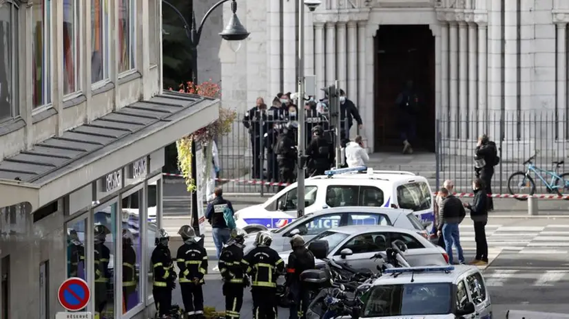 Nizza, attentato alla Cattedrale: almeno tre morti