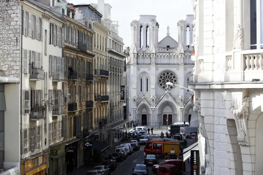 Nizza, attentato alla Cattedrale: almeno tre morti