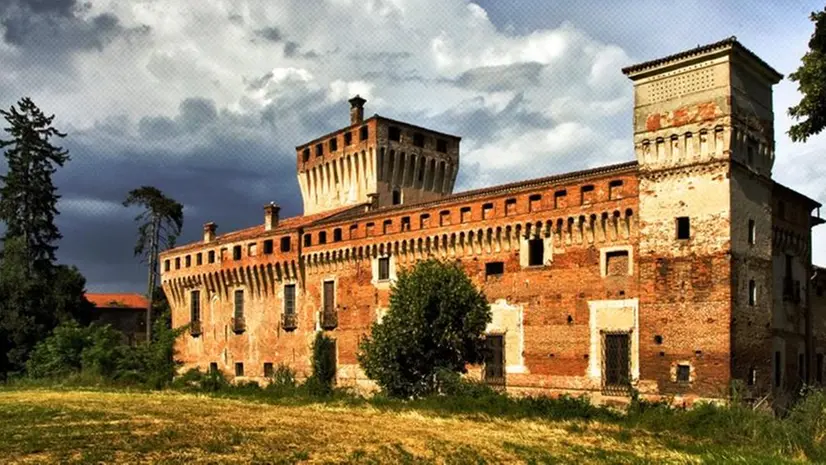 Il castello di Padernello, simbolo del borgo