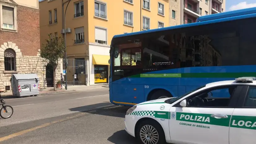 Anziano investito da autobus all'autostazione di via Solferino